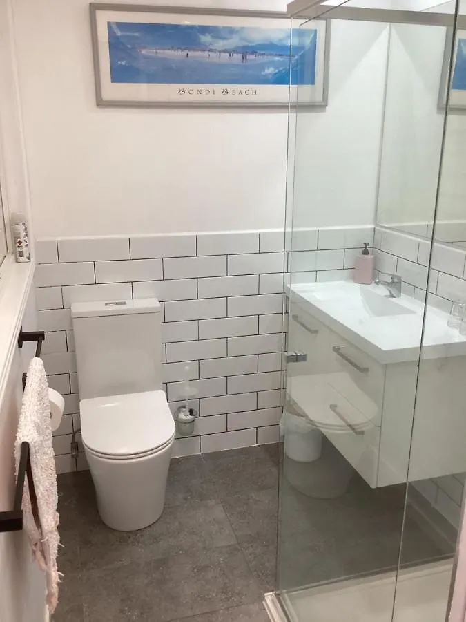 Diddillibah House Apartamento Quarto em Acomodações Particulares